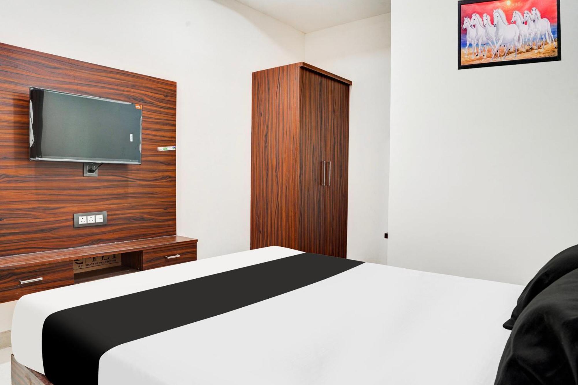 Hotel O Rudra Palace Bhopál Kültér fotó